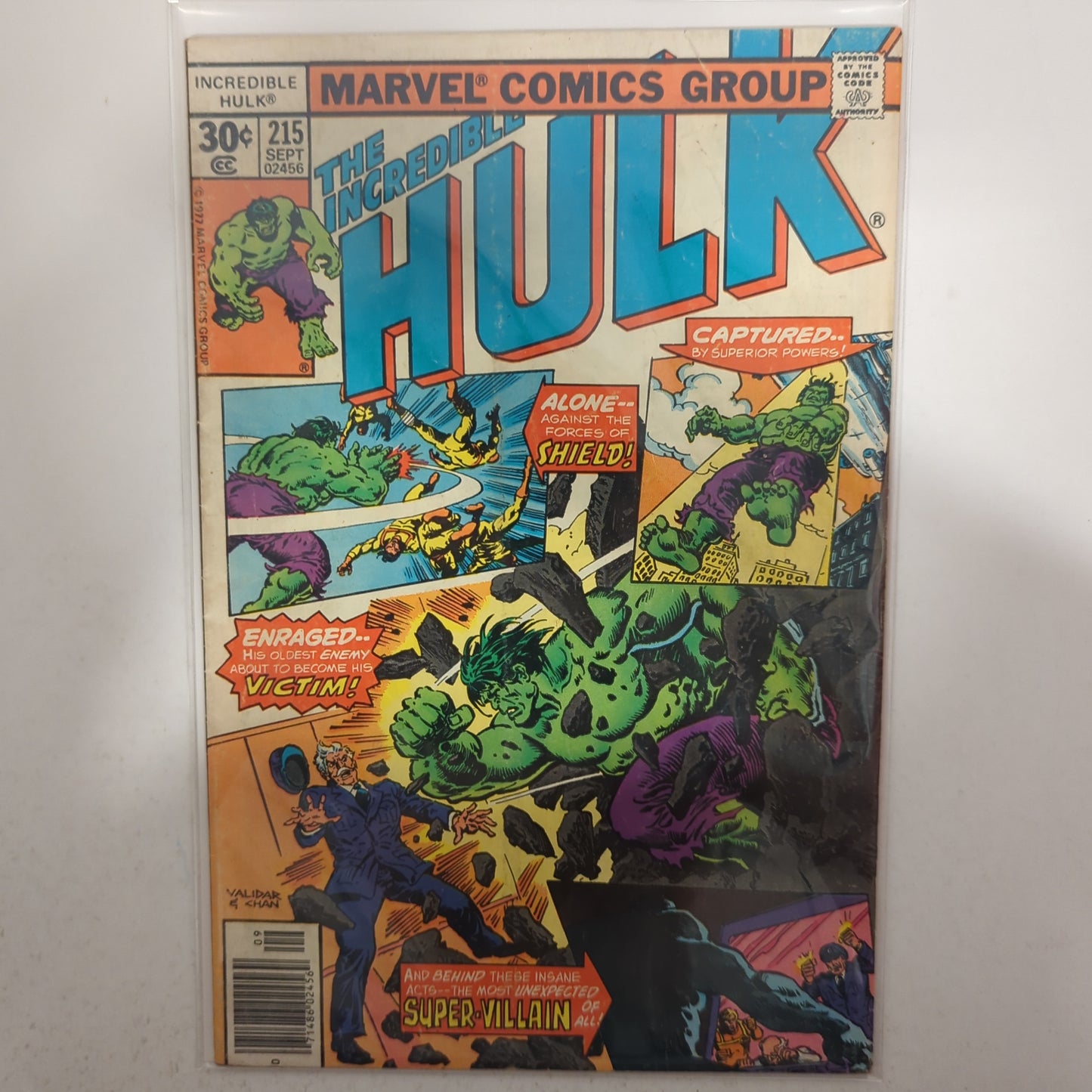 The Incredible Hulk #215 Newsstand