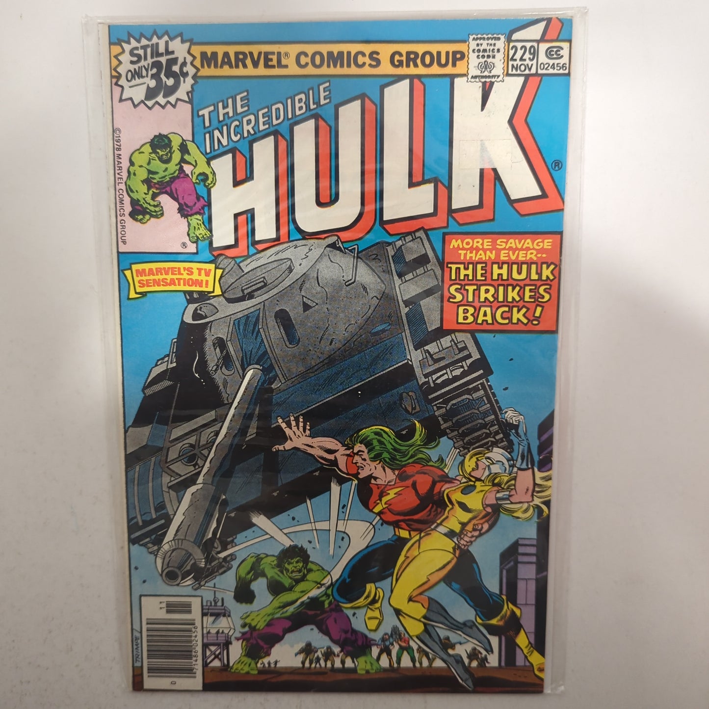The Incredible Hulk #229 Newsstand