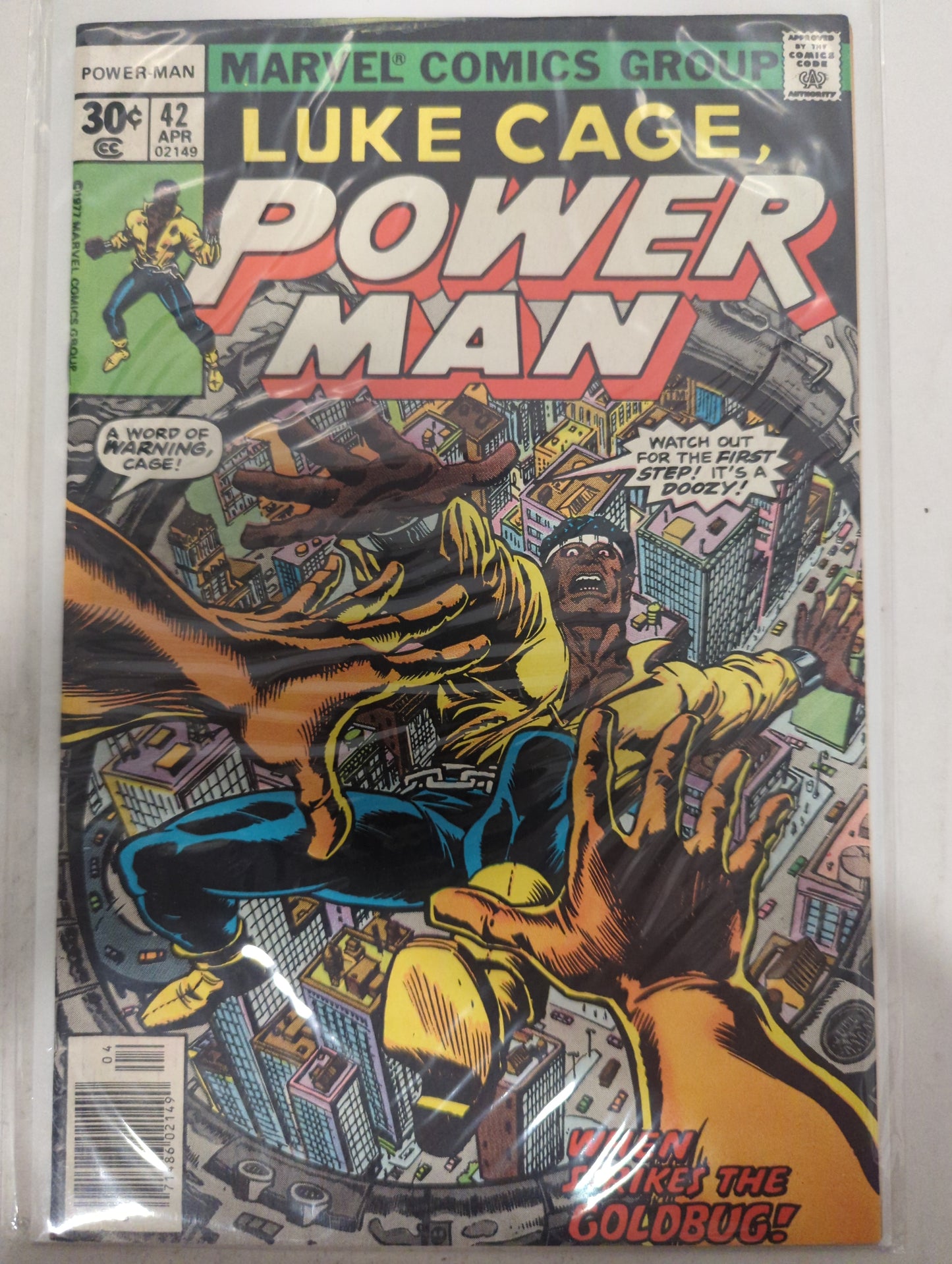 Luke Cage Power Man #42 Newsstand