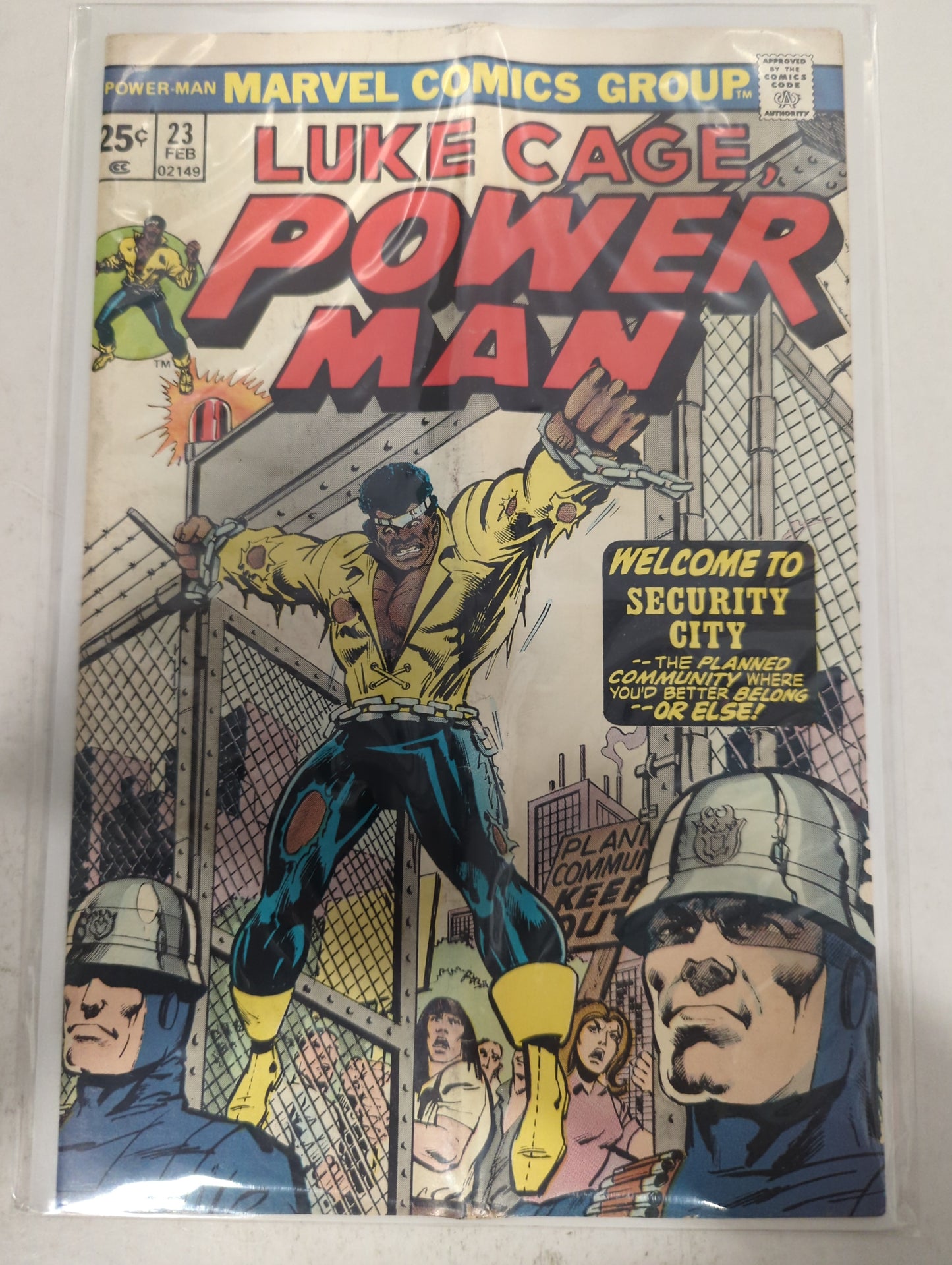 Luke Cage Power Man #23 Low Grade