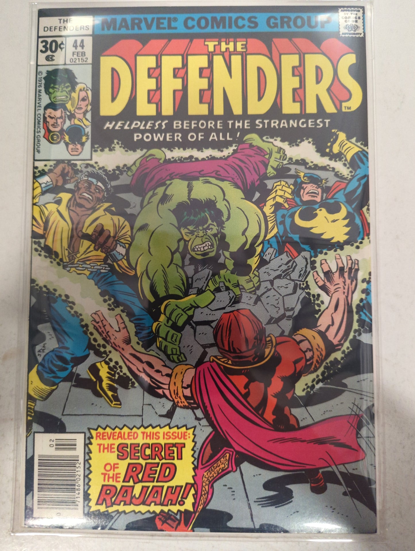 The Defenders #44 Newsstand